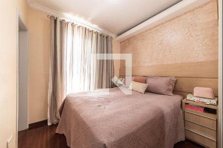 Apartamento à venda com 156m², 3 quartos e 2 vagas Apartamento à venda com 156m², 3 quartos e 2 vagasSuíte