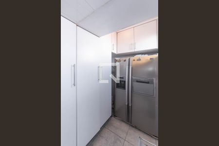 Apartamento à venda com 156m², 3 quartos e 2 vagas Apartamento à venda com 156m², 3 quartos e 2 vagasLavanderia