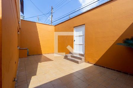 Casa para alugar com 300m², 4 quartos e 3 vagasQuintal