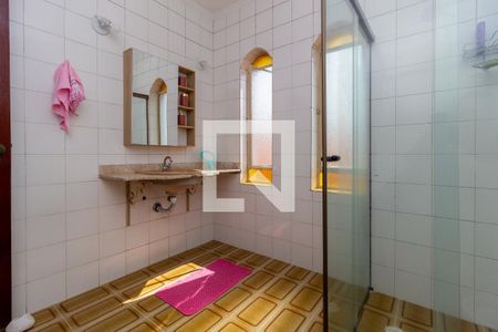 Casa para alugar com 300m², 4 quartos e 3 vagasBanheiro - Social