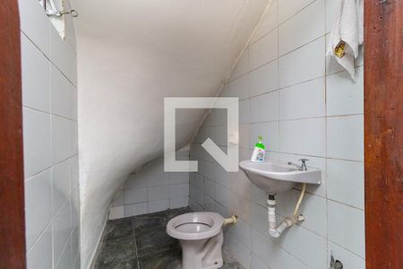 Casa para alugar com 300m², 4 quartos e 3 vagasBanheiro - Garagem