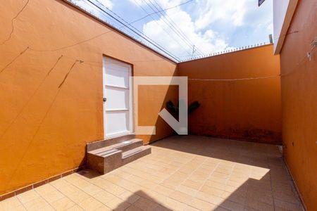 Casa para alugar com 300m², 4 quartos e 3 vagasQuintal