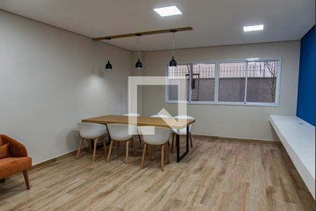 Studio à venda com 31m², 1 quarto e sem vaga Studio à venda com 31m², 1 quarto e sem vagaSala de reunião