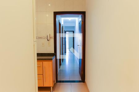 Corredor de apartamento à venda com 3 quartos, 103m² em Campestre, Santo André