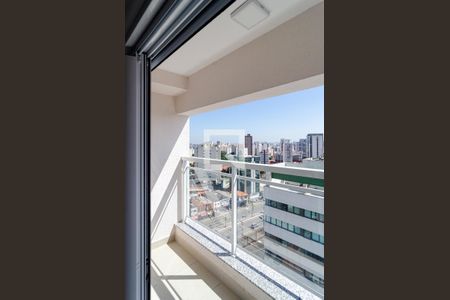 Varanda de kitnet/studio para alugar com 1 quarto, 28m² em Saúde, São Paulo