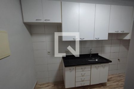 Apartamento para alugar com 72m², 2 quartos e 1 vaga Apartamento para alugar com 72m², 2 quartos e 1 vagaCozinha - Lavanderia