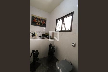 Casa de condomínio à venda com 233m², 3 quartos e 3 vagas Casa de condomínio à venda com 233m², 3 quartos e 3 vagasLavabo