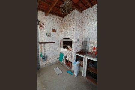 Casa de condomínio à venda com 233m², 3 quartos e 3 vagas Casa de condomínio à venda com 233m², 3 quartos e 3 vagasChurrasqueira