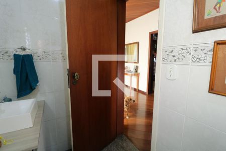 Casa de condomínio à venda com 233m², 3 quartos e 3 vagas Casa de condomínio à venda com 233m², 3 quartos e 3 vagasLavabo