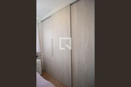 Apartamento à venda com 53m², 2 quartos e 1 vagaQuarto 2 - Armários