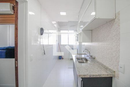 Apartamento à venda com 157m², 3 quartos e 2 vagas Apartamento à venda com 157m², 3 quartos e 2 vagasCozinha