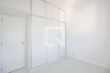 Apartamento à venda com 157m², 3 quartos e 2 vagas Apartamento à venda com 157m², 3 quartos e 2 vagasQuarto 3
