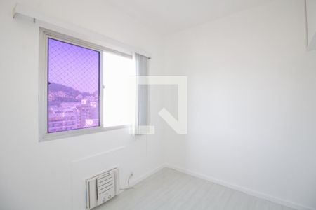 Apartamento à venda com 157m², 3 quartos e 2 vagas Apartamento à venda com 157m², 3 quartos e 2 vagasQuarto 3