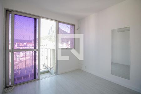 Apartamento à venda com 157m², 3 quartos e 2 vagas Apartamento à venda com 157m², 3 quartos e 2 vagasQuarto 1