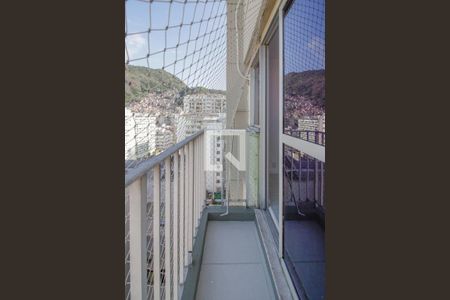 Apartamento à venda com 157m², 3 quartos e 2 vagas Apartamento à venda com 157m², 3 quartos e 2 vagasVaranda do Quarto 1