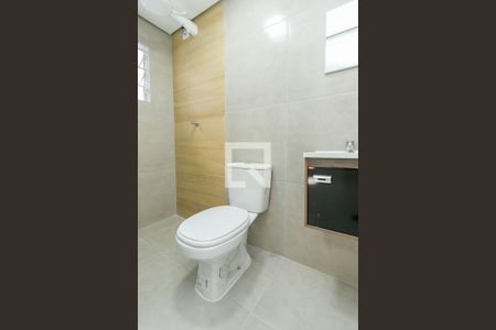 Banheiro de kitnet/studio para alugar com 1 quarto, 27m² em Vila Cruzeiro, São Paulo