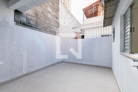 Quintal de kitnet/studio para alugar com 1 quarto, 27m² em Vila Cruzeiro, São Paulo