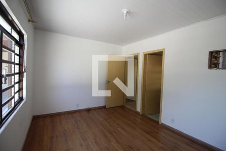 Casa à venda com 170m², 3 quartos e 2 vagasSuíte