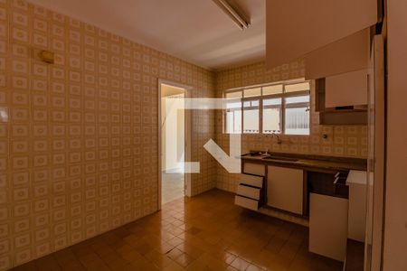 Apartamento à venda com 100m², 2 quartos e 2 vagasCozinha 