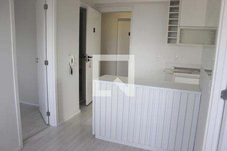 Sala de apartamento para alugar com 2 quartos, 36m² em Vila das Bandeiras, Guarulhos
