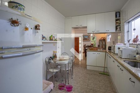 Cozinha de casa à venda com 4 quartos, 410m² em Adalgisa, Osasco