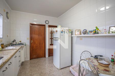 Cozinha de casa à venda com 4 quartos, 410m² em Adalgisa, Osasco