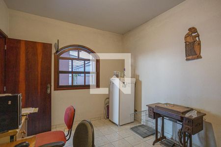 Casa à venda com 410m², 4 quartos e 6 vagasQuarto de Serviço