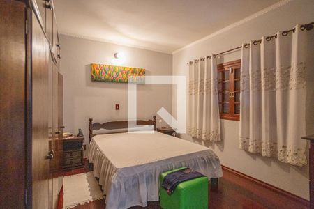 Casa à venda com 410m², 4 quartos e 6 vagasSuíte