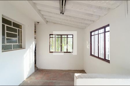 Casa à venda com 325m², 3 quartos e 3 vagas Casa à venda com 325m², 3 quartos e 3 vagasArea de Serviço