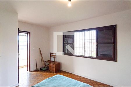 Casa à venda com 325m², 3 quartos e 3 vagas Casa à venda com 325m², 3 quartos e 3 vagasSuíte