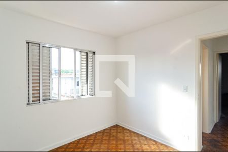 Casa à venda com 325m², 3 quartos e 3 vagas Casa à venda com 325m², 3 quartos e 3 vagasQuarto 1