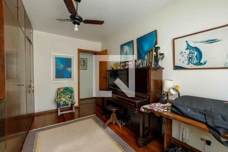 Apartamento à venda com 360m², 5 quartos e 4 vagas Apartamento à venda com 360m², 5 quartos e 4 vagasQuarto 2