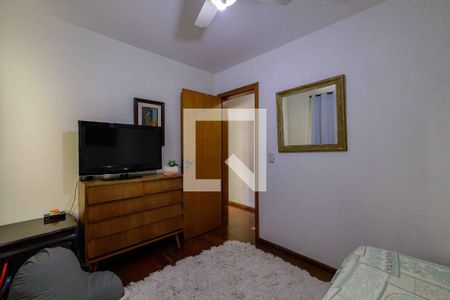 Apartamento à venda com 360m², 5 quartos e 4 vagas Apartamento à venda com 360m², 5 quartos e 4 vagasQuarto 4