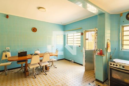 Casa à venda com 240m², 3 quartos e 2 vagasCozinha