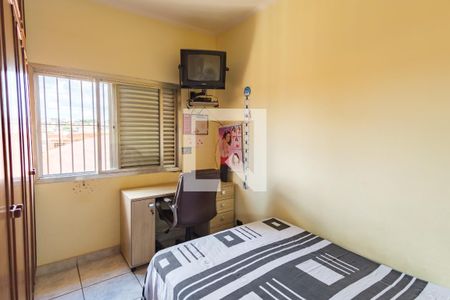 Casa à venda com 240m², 3 quartos e 2 vagasQuarto 2