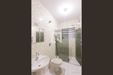 Casa à venda com 200m², 3 quartos e 2 vagas Casa à venda com 200m², 3 quartos e 2 vagasCasa 2