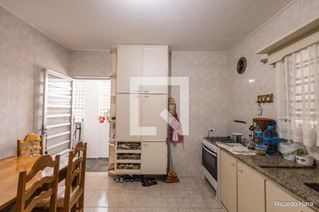 Casa à venda com 200m², 3 quartos e 2 vagas Casa à venda com 200m², 3 quartos e 2 vagasCozinha