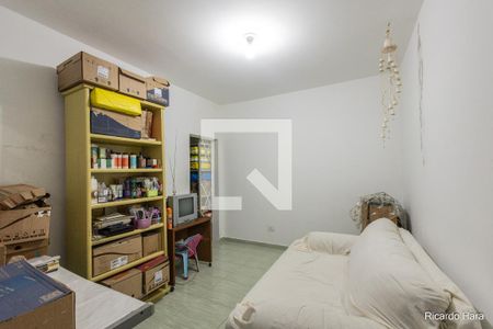 Casa à venda com 200m², 3 quartos e 2 vagas Casa à venda com 200m², 3 quartos e 2 vagasCasa 2