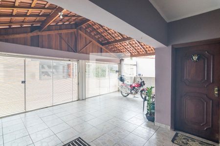 Casa à venda com 250m², 2 quartos e 4 vagasGaragem