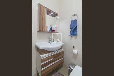 Casa à venda com 250m², 2 quartos e 4 vagasBanheiro