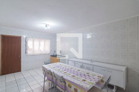 Casa à venda com 250m², 2 quartos e 4 vagasEdícula
