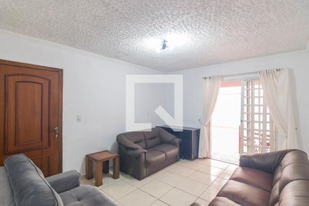 Casa à venda com 250m², 2 quartos e 4 vagasEdícula