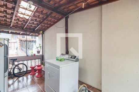 Casa à venda com 250m², 2 quartos e 4 vagasTerraço