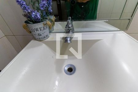 Casa de condomínio para alugar com 100m², 3 quartos e 1 vaga Casa de condomínio para alugar com 100m², 3 quartos e 1 vagaBanheiro - torneira