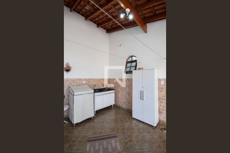 Casa à venda com 246m², 3 quartos e 3 vagasÁrea de Serviço