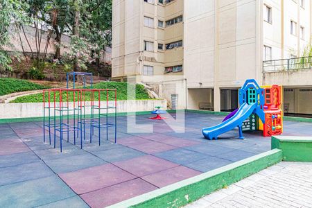 Apartamento para alugar com 65m², 3 quartos e 1 vagaÁrea comum - Playground
