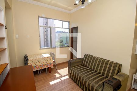 Sala de apartamento para alugar com 1 quarto, 34m² em Catete, Rio de Janeiro