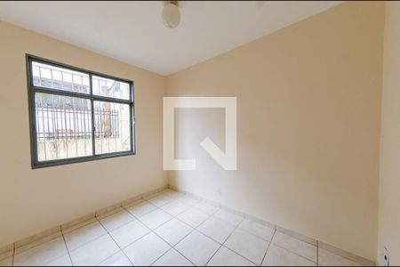 Quarto 2 de apartamento para alugar com 2 quartos, 62m² em Carlos Prates, Belo Horizonte