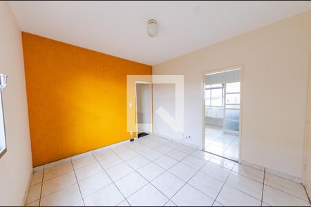 Sala de apartamento para alugar com 2 quartos, 62m² em Carlos Prates, Belo Horizonte
