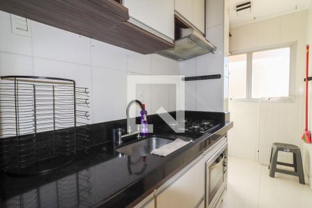Cozinha de apartamento à venda com 1 quarto, 40m² em Centro, Campinas